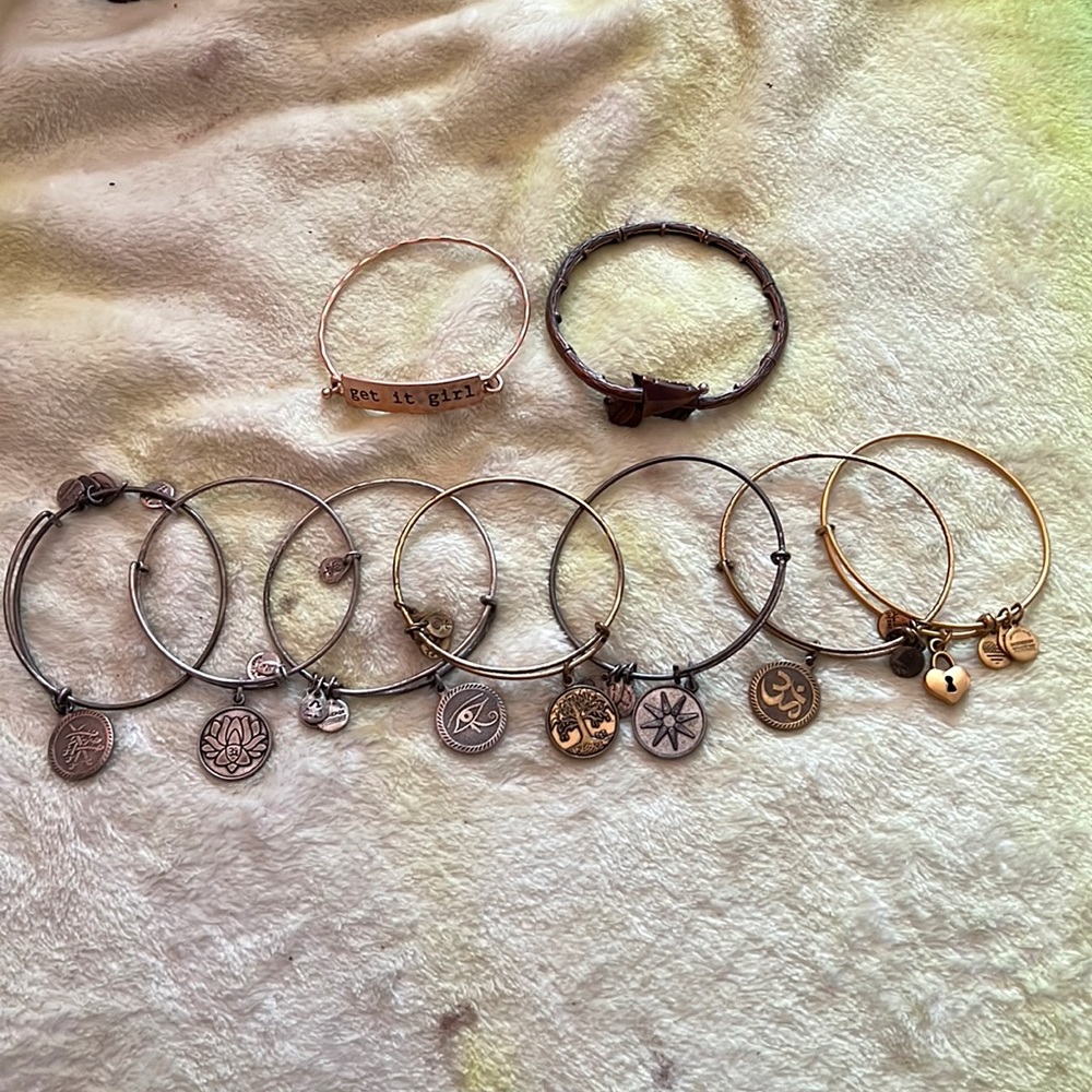 Lot of 8 authentic hard to find Alex & Ani bracelets - discontinued styles